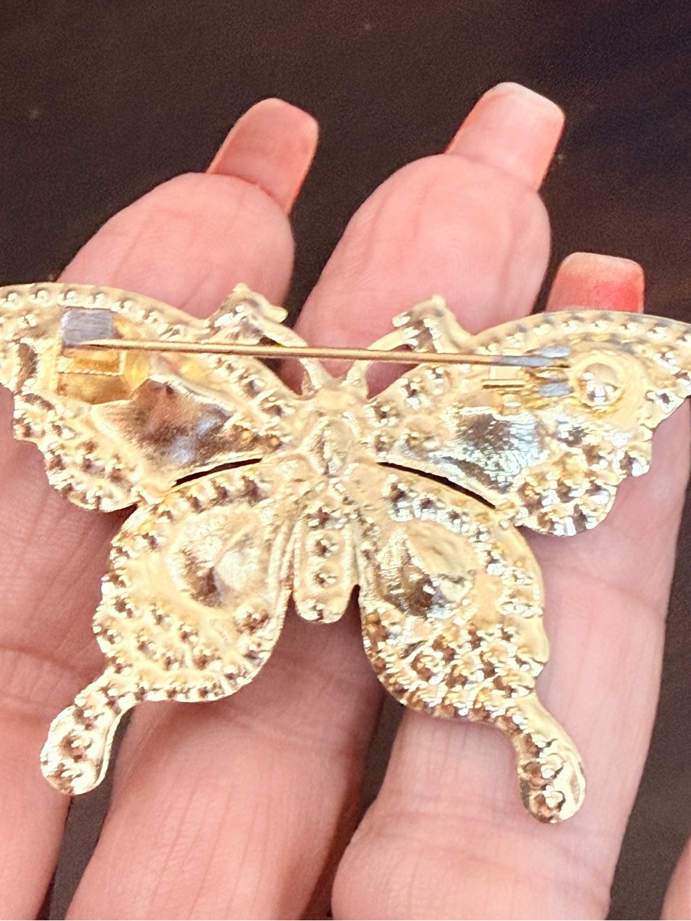 Gold & Emerald NWT Green Butterfly
Crystal Brooch Gift ready retail $42 - Picture 6 of 10